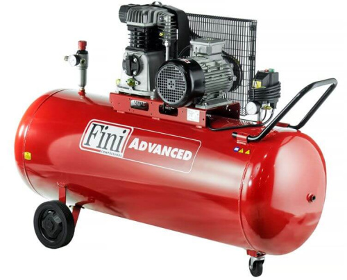 Поршневой компрессор ременной FINI MK 113-200-4